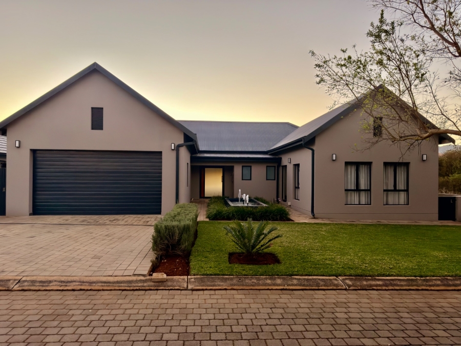 3 Bedroom Property for Sale in Landsmeer Residential Estate North West